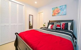 Hibiscus Cottage